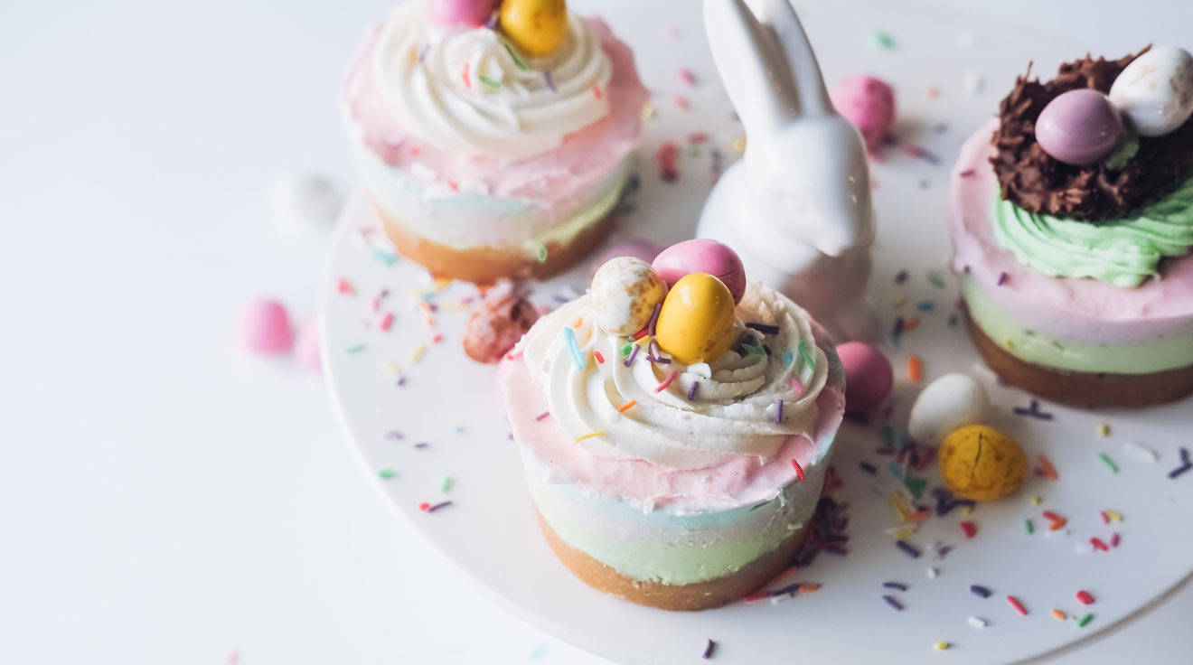 Easter cheesecakes served on white, round tray